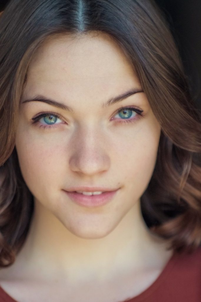 Póster de Violett Beane
