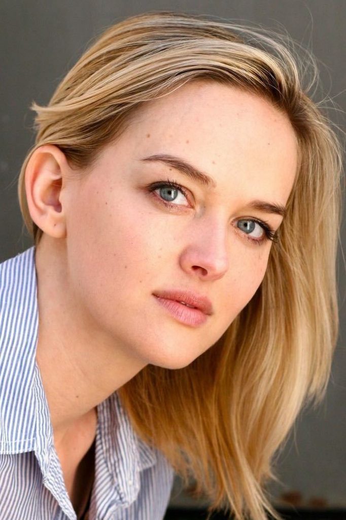 Póster de Jess Weixler
