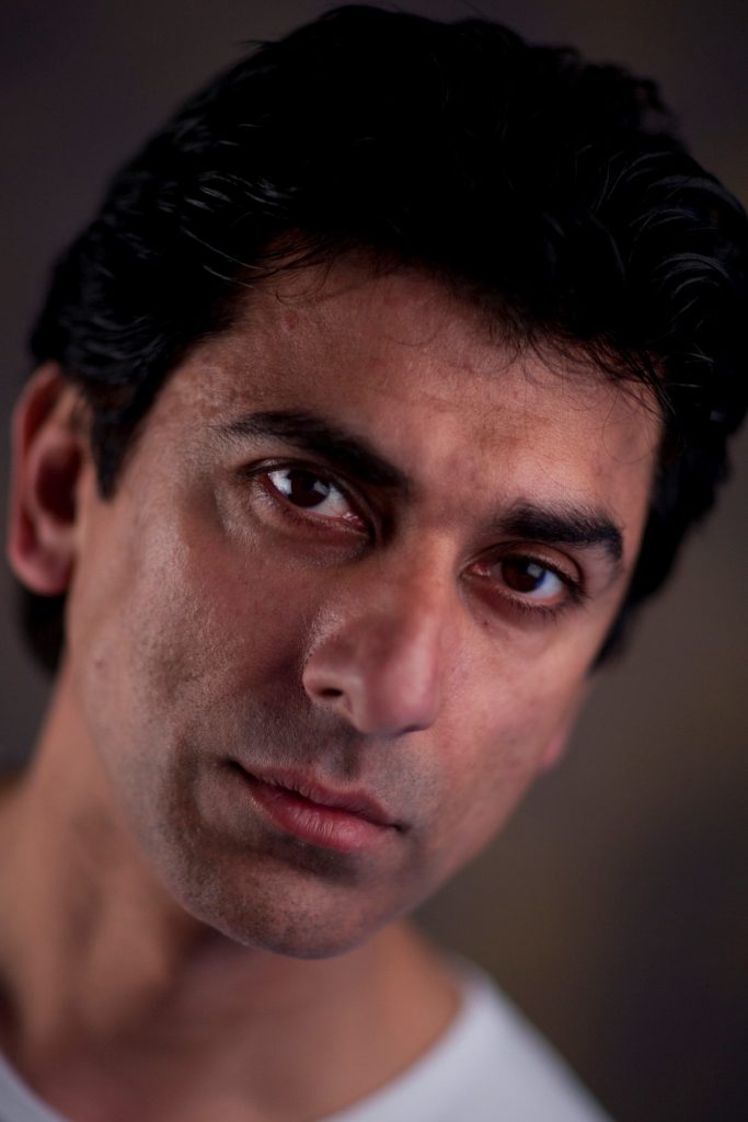 Póster de Ace Bhatti