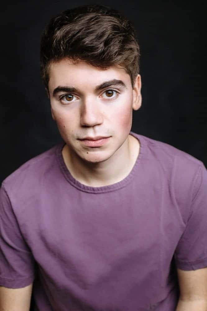 Póster de Noah Galvin