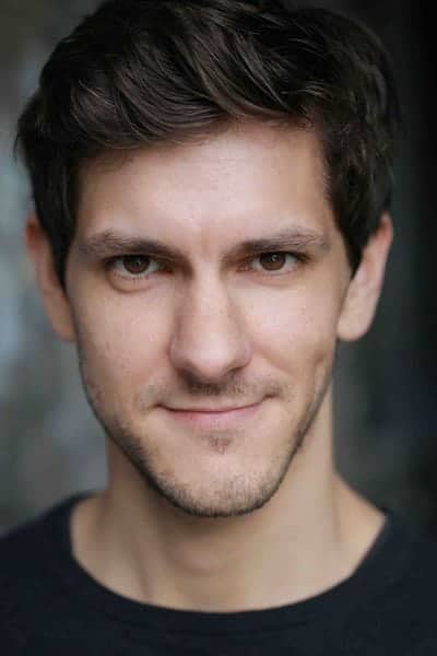 Póster de Mathew Baynton