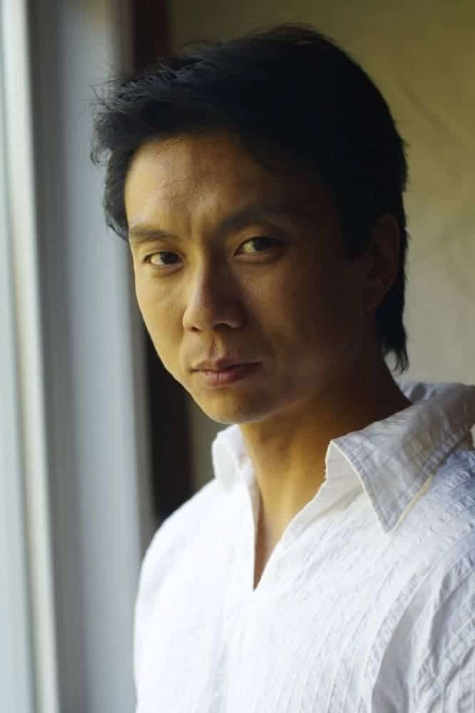 Póster de George Chiang