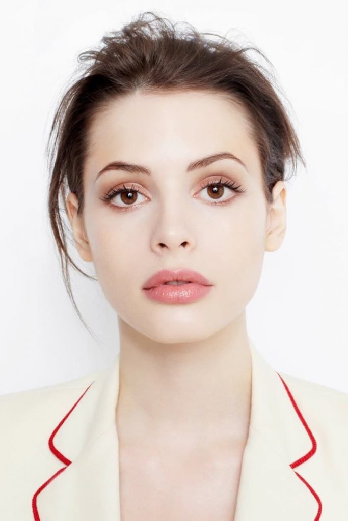 Póster de Charlotte Kemp Muhl