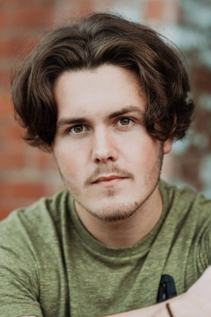 Póster de Gavin Lee Lewis