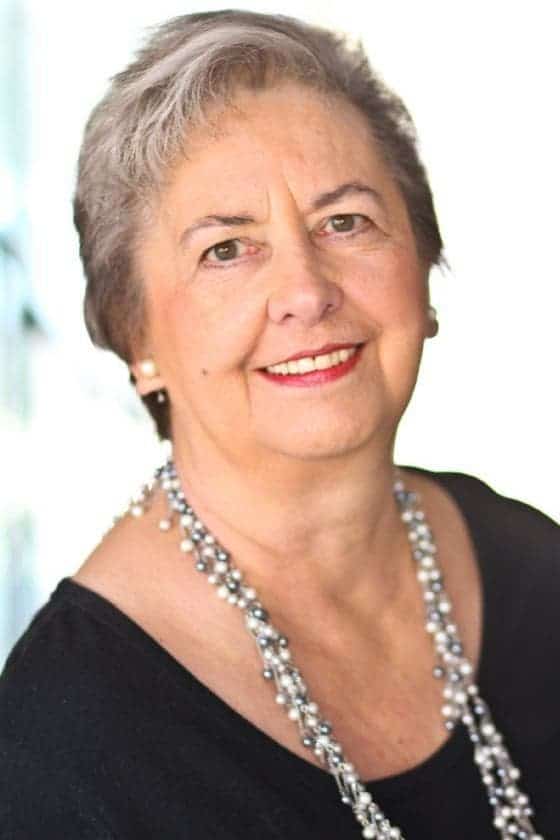 Póster de Leslie Simms