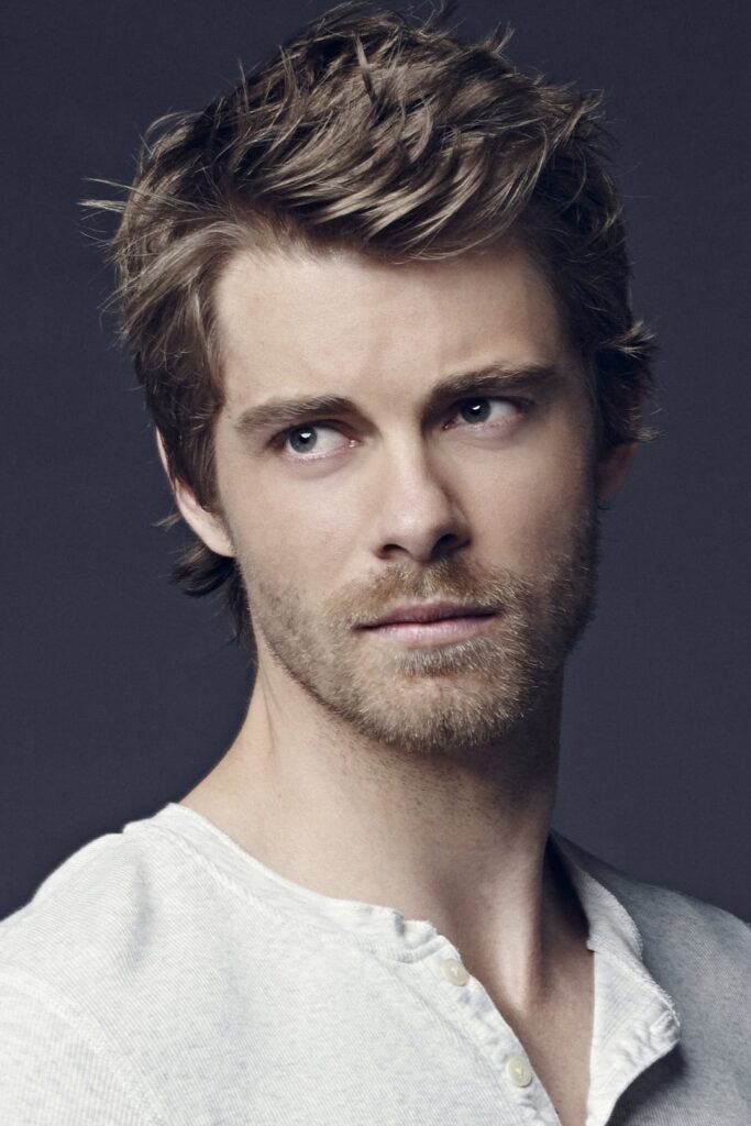 Póster de Luke Mitchell