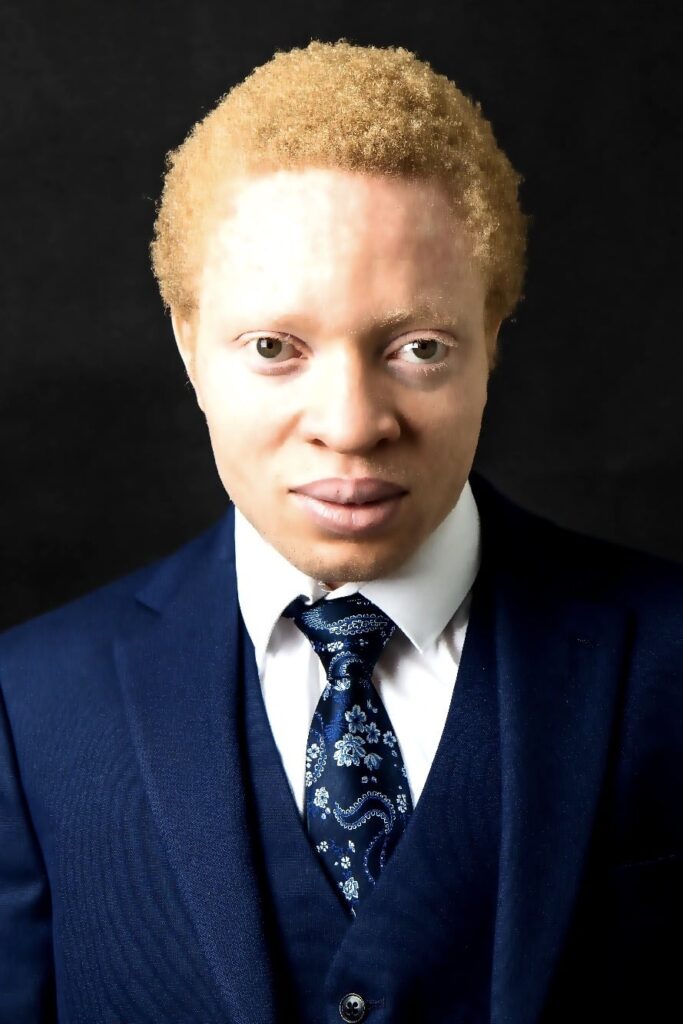 Póster de Ahmed Bakare