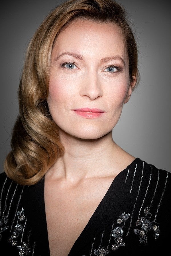 Póster de Dounia Sichov