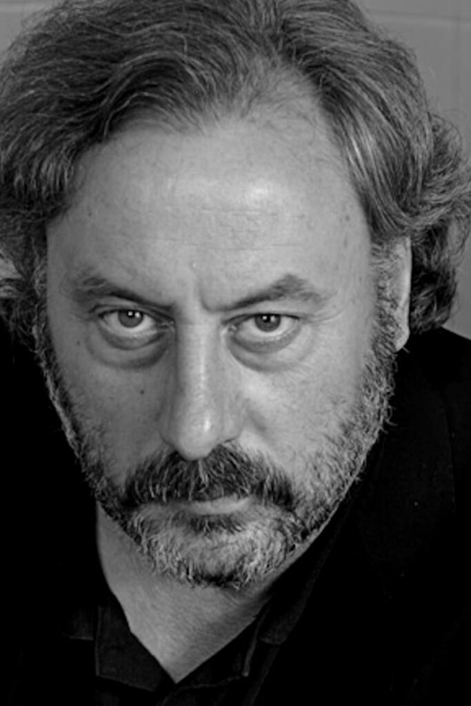 Póster de Julio Llamazares