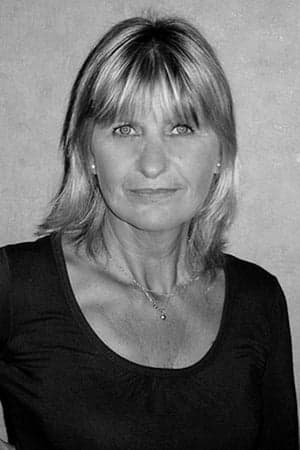 Póster de Mirella Pascual