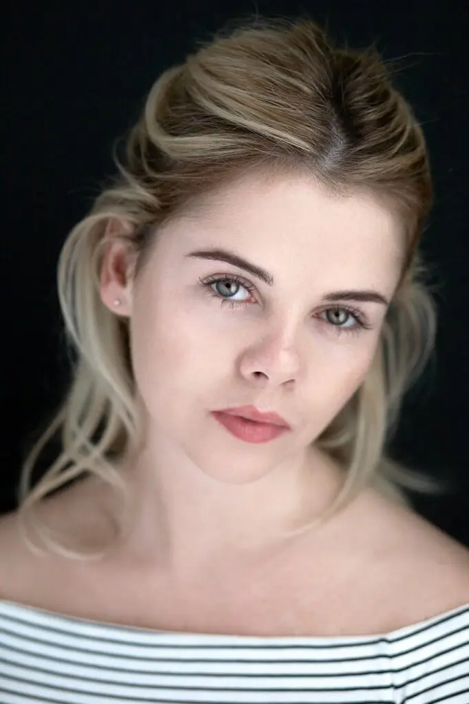 Póster de Saoirse-Monica Jackson