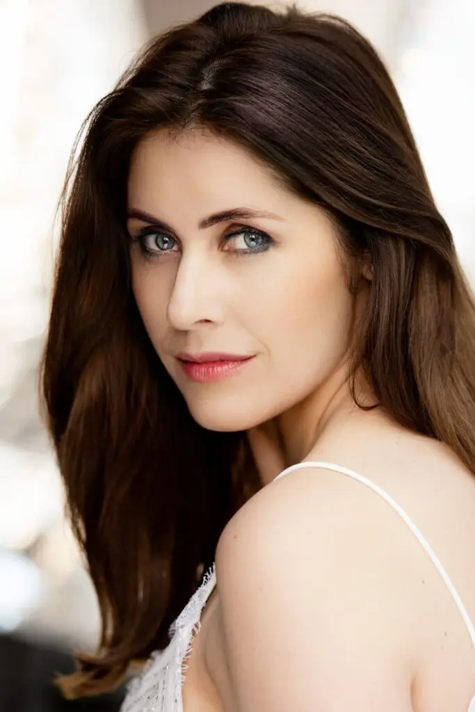Póster de Kya Garwood