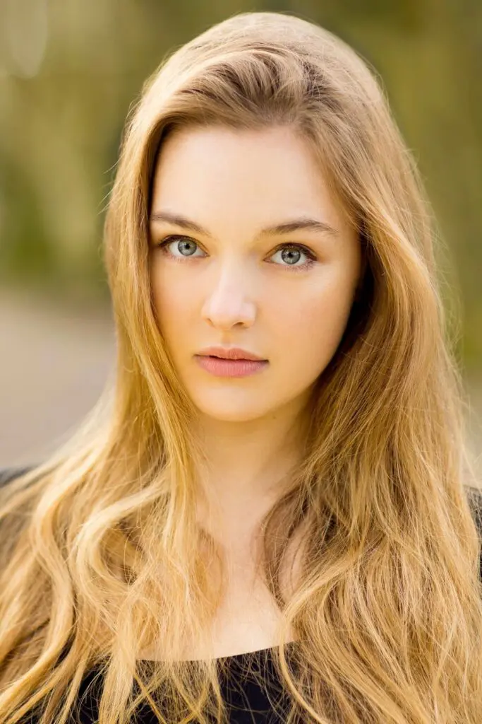 Póster de Chloé Booyens
