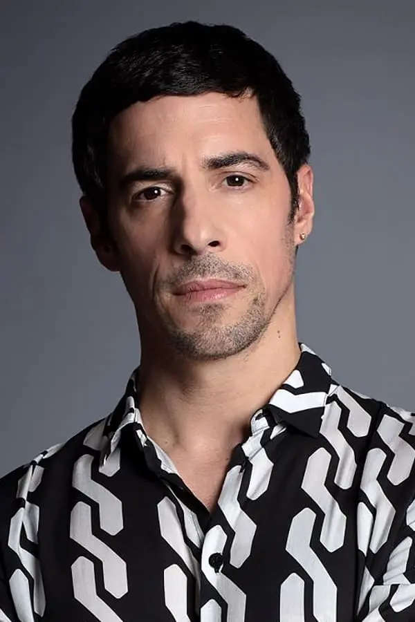 Póster de Esteban Lamothe