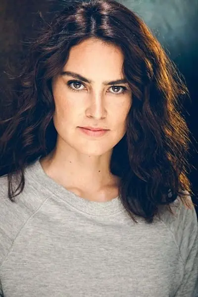 Póster de Ashley Alva