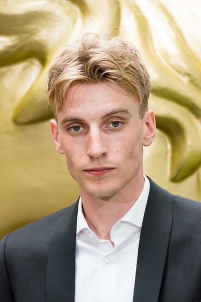 Póster de Charlie Cooper