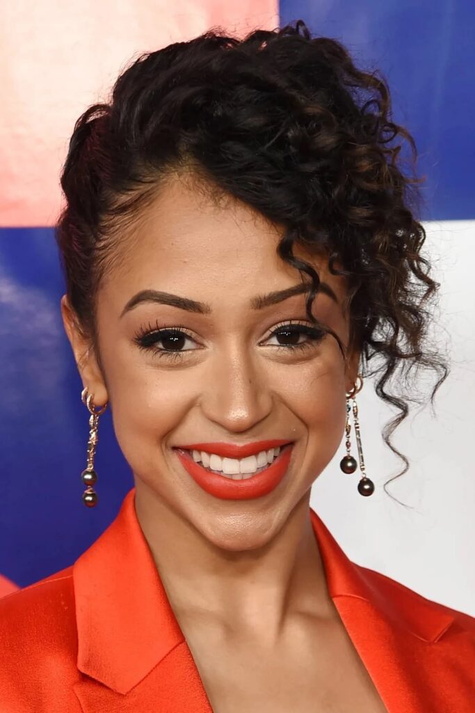 Póster de Liza Koshy