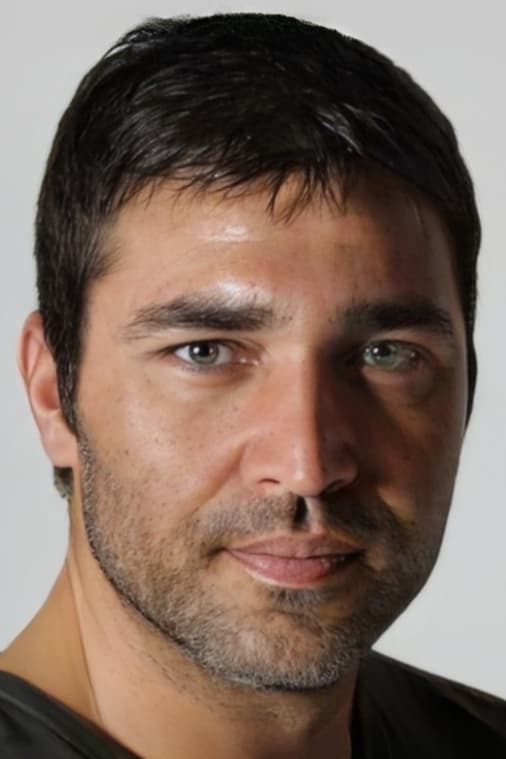 Póster de Mert Kılıç