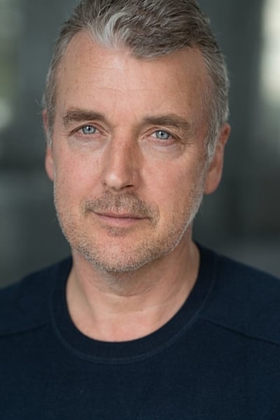 Póster de Euan Macnaughton