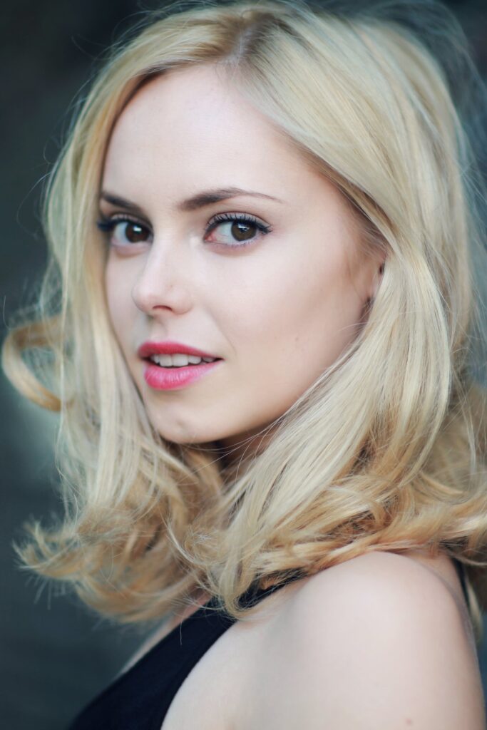 Póster de Hannah Tointon