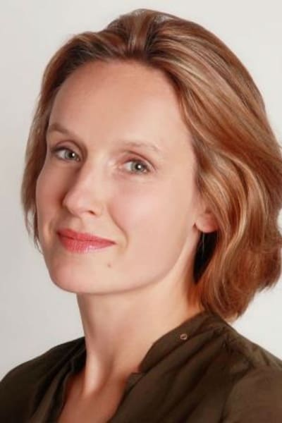 Póster de Claire Cox