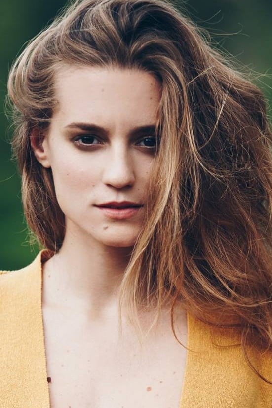 Póster de Dóra Sztarenki