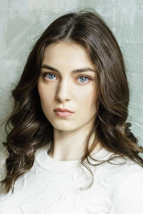 Póster de Anamaria Vartolomei
