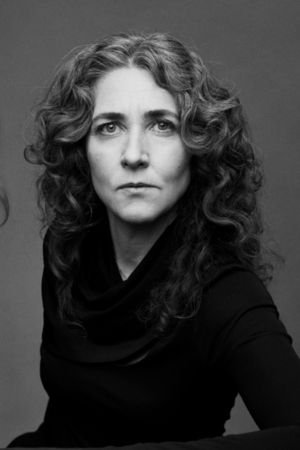 Póster de Lisa Farzaneh