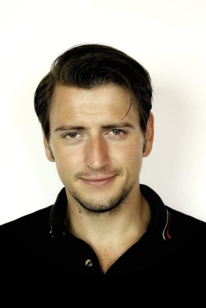 Póster de Dávid Fecske