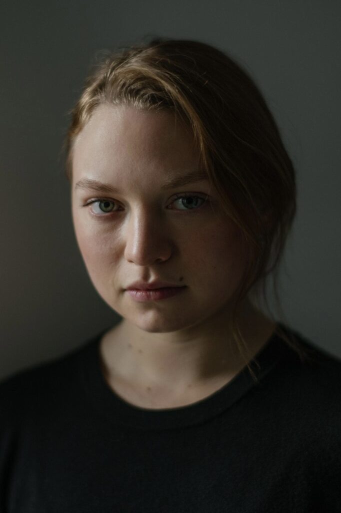 Póster de Mia Threapleton