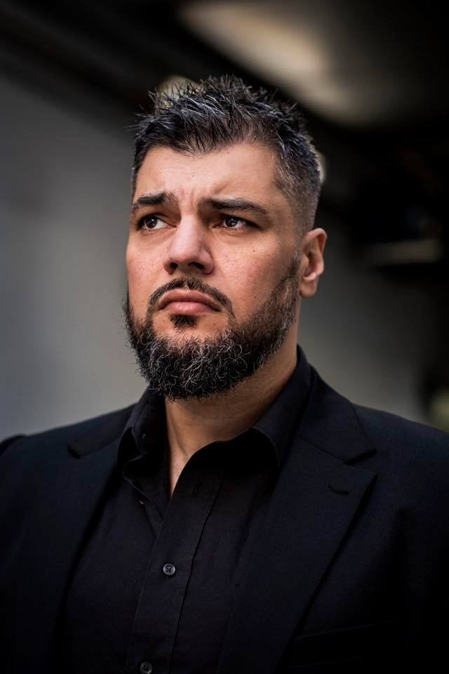 Póster de Imad Mardnli