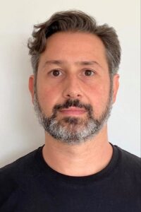 Póster de Kasra Farahani