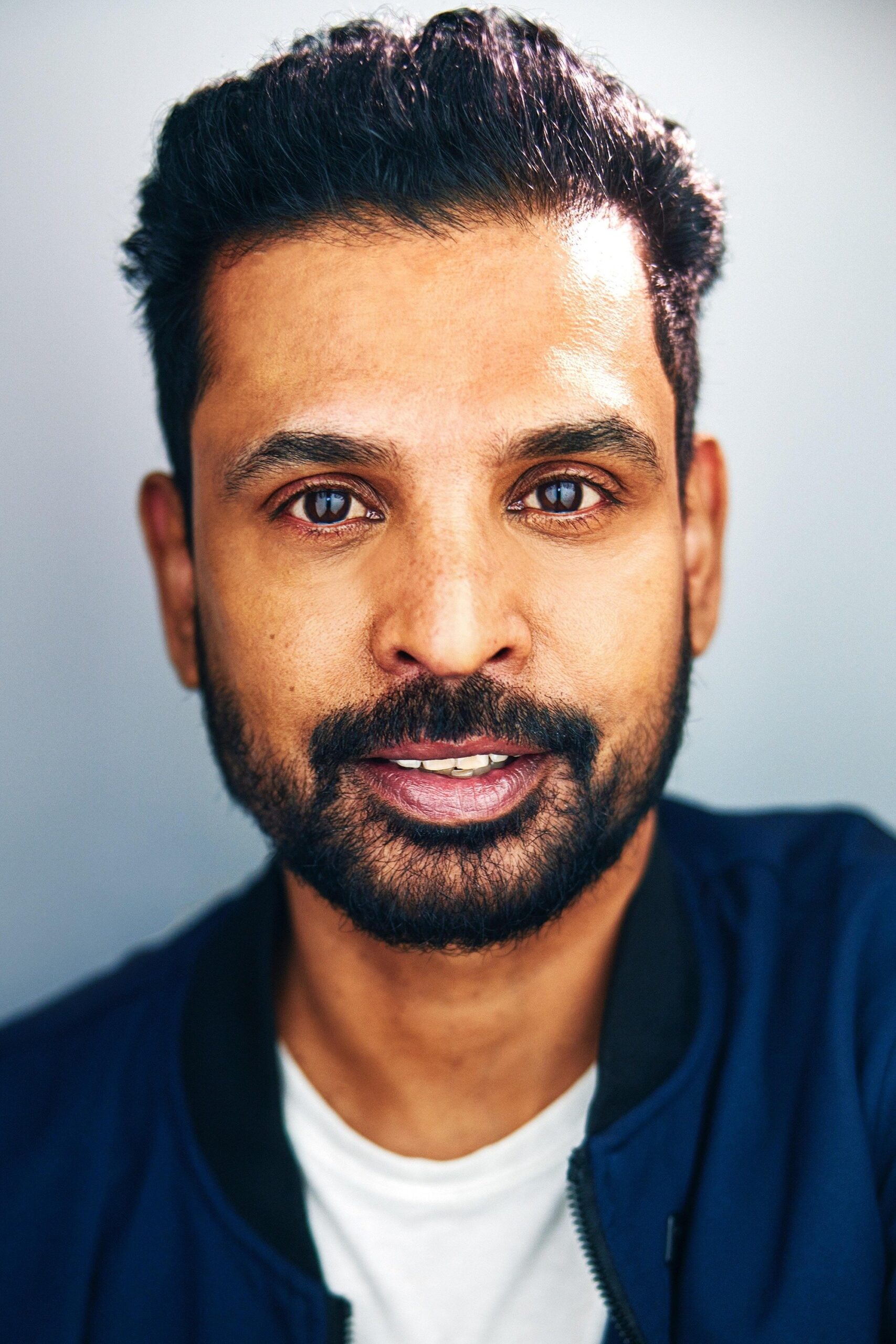 Póster de Dinesh Thyagarajan