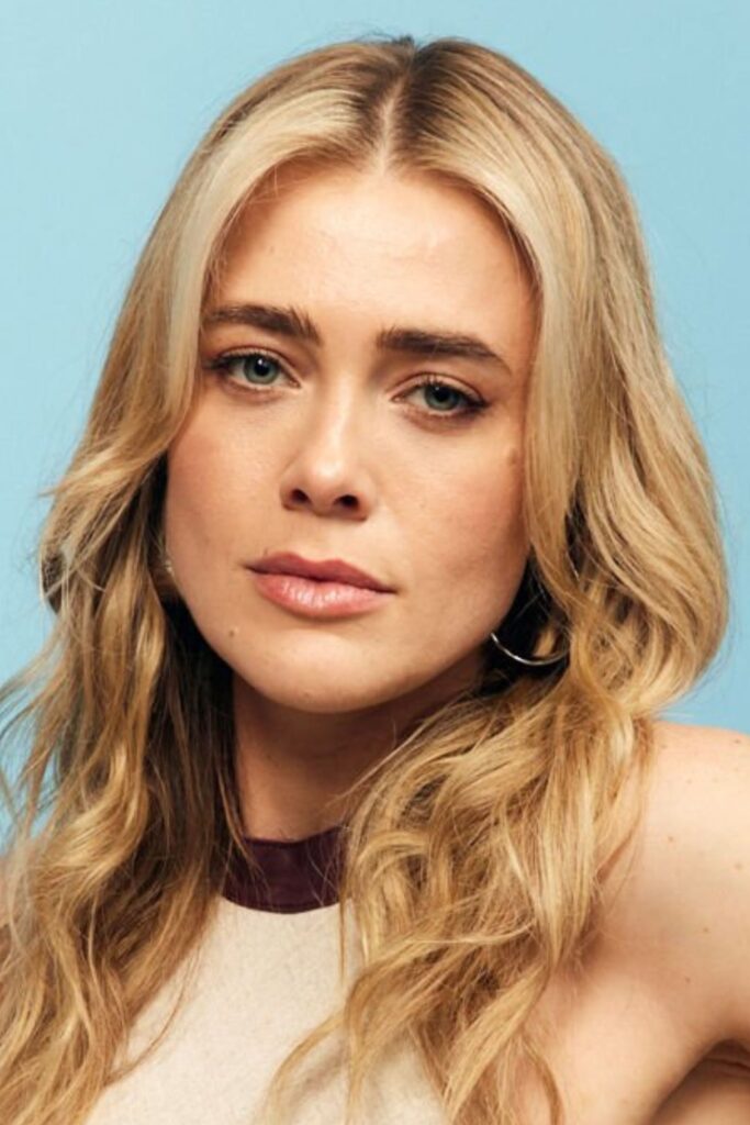 Póster de Melissa Roxburgh