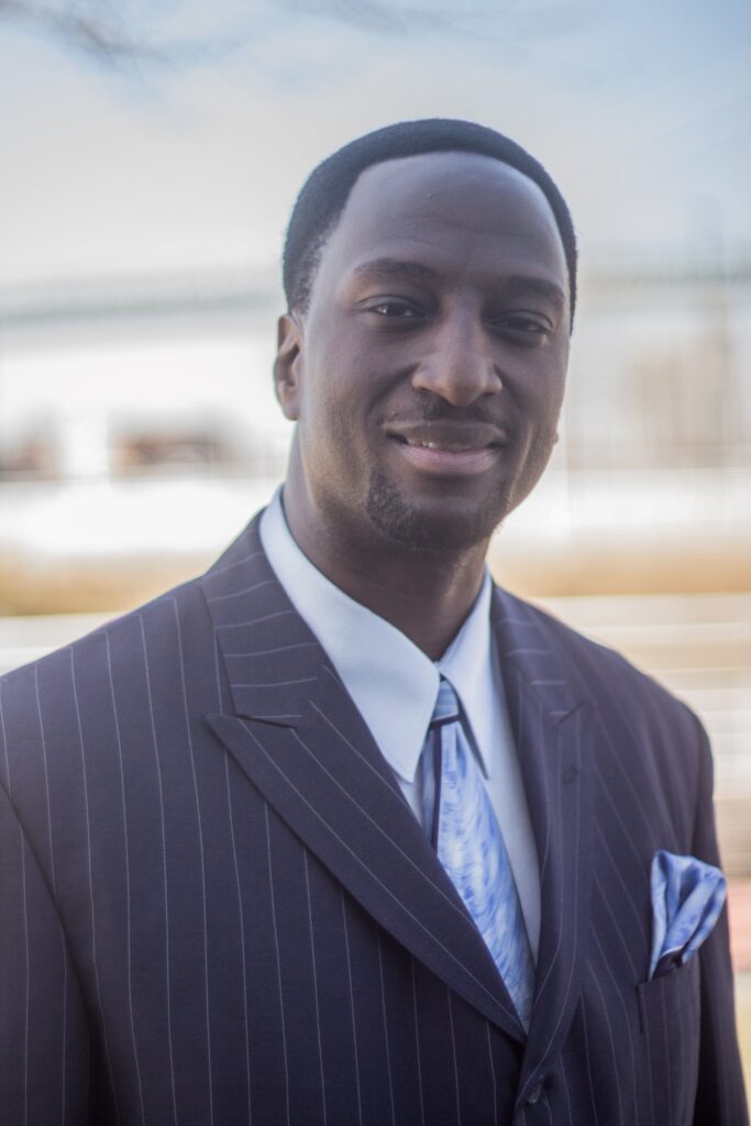 Póster de Kevin D. Benton