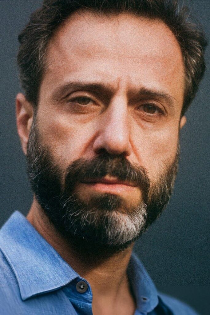 Póster de Ebrahim Azizi