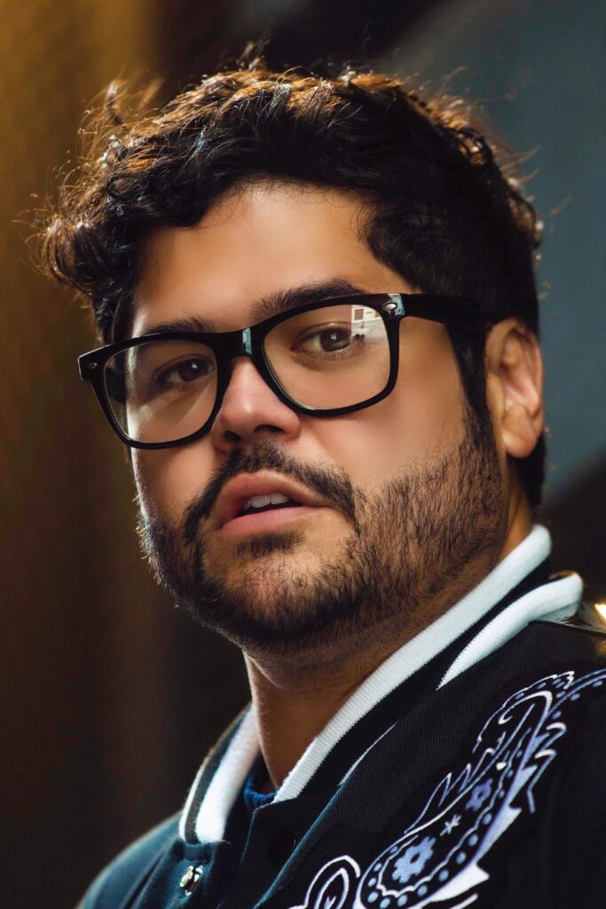 Póster de Harvey Guillén