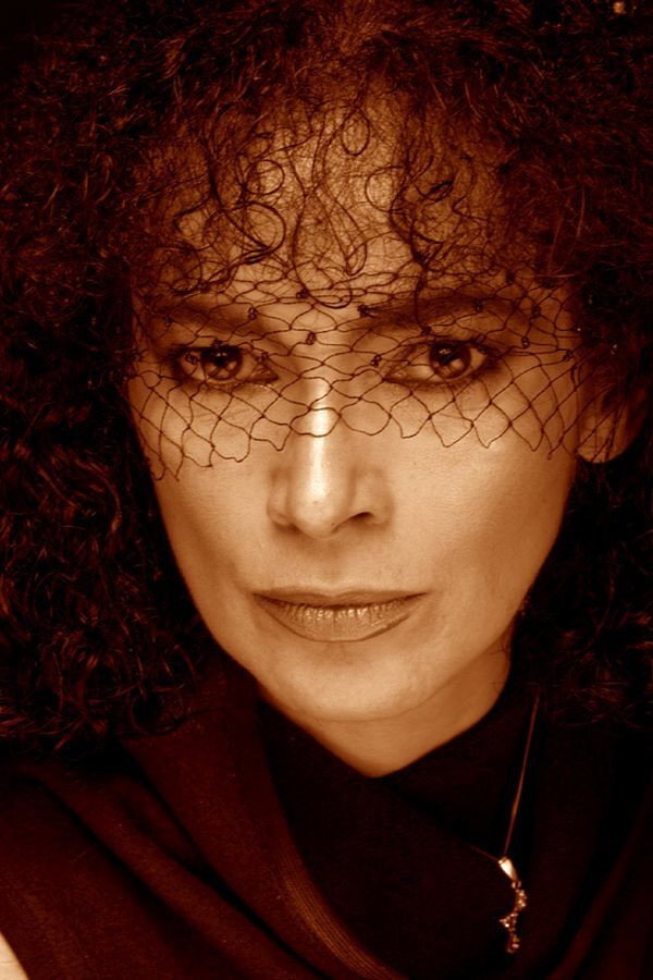 Póster de Roxana Guttman