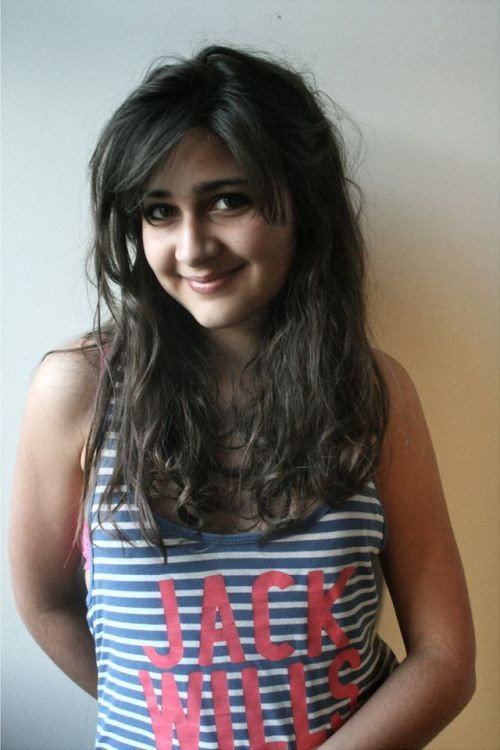 Póster de Holly Sohail