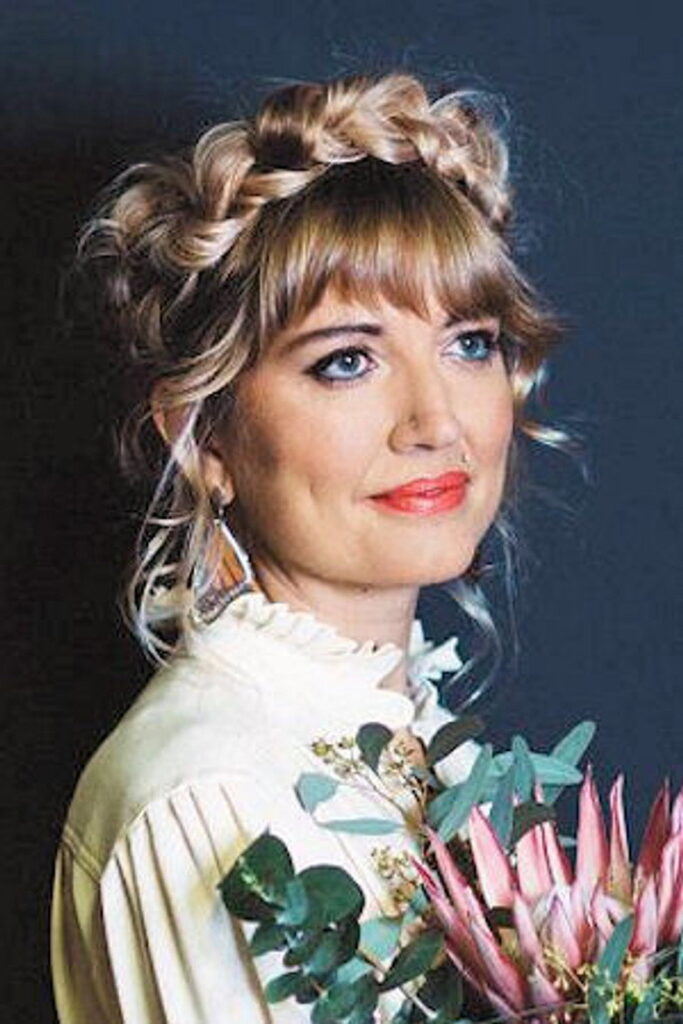 Póster de Holly Ringland