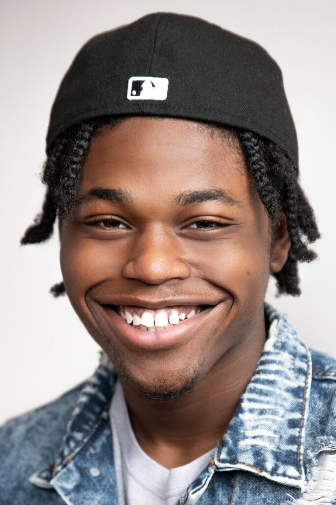 Póster de AJ Carr